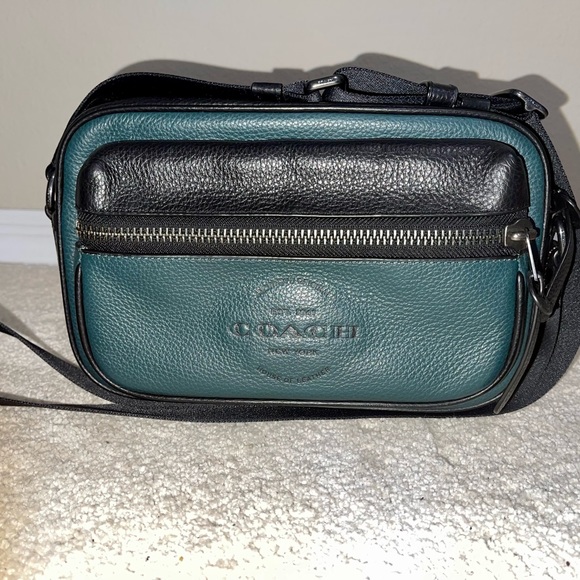 Coach Camera Bag & Matching Sunglasses Case 💯authentic - Picture 5 of 14